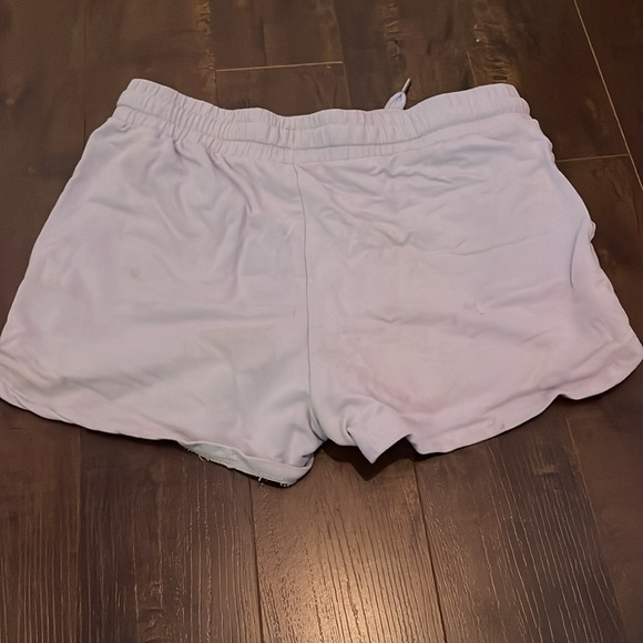 Tag violet stretch shorts - Picture 2 of 2